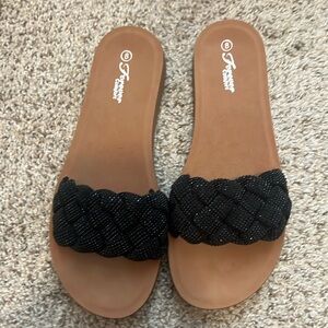 Forever, comfort slides women’s size 8 excellent used condition